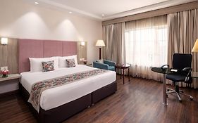 Nidhivan Sarovar Portico Vrindavan